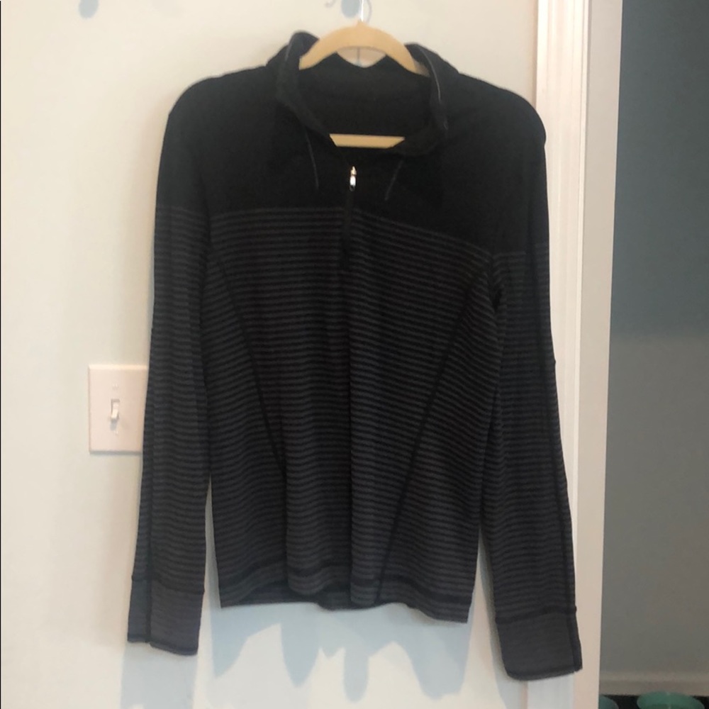 Lululemon half zip pullover